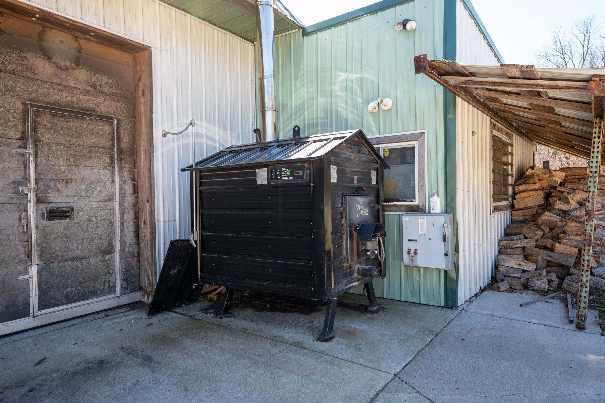 main property photo 39