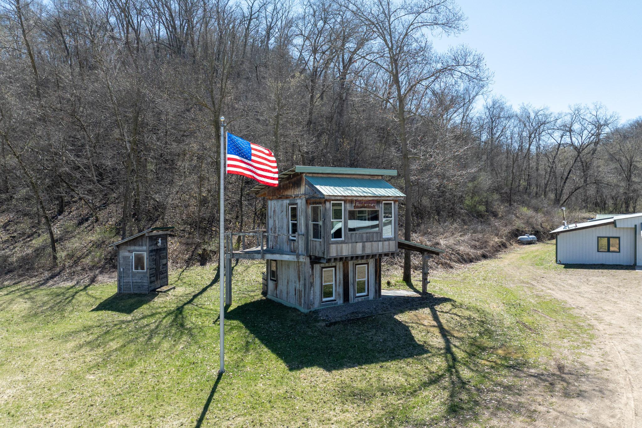 main property photo 4