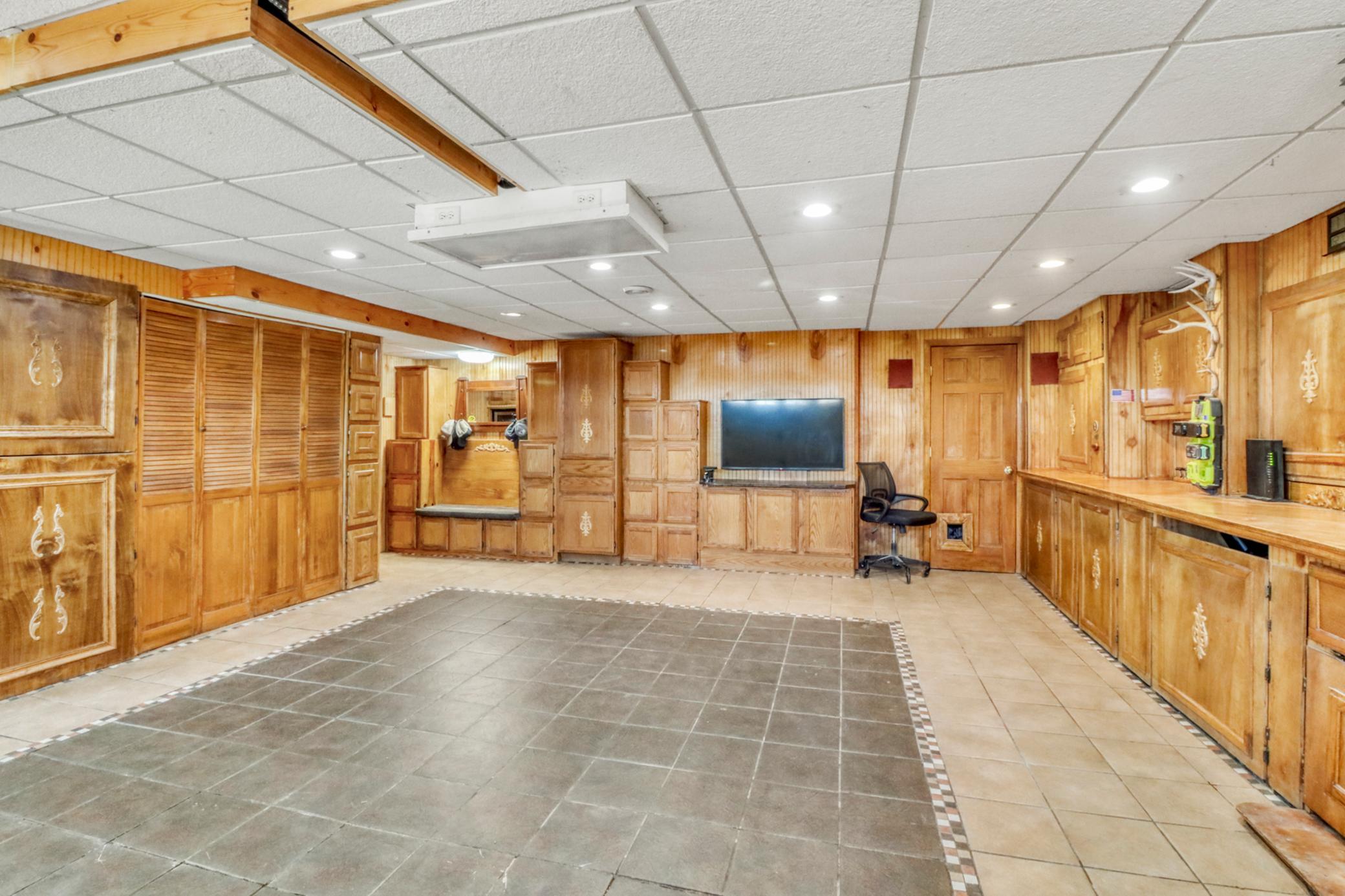 main property photo 60