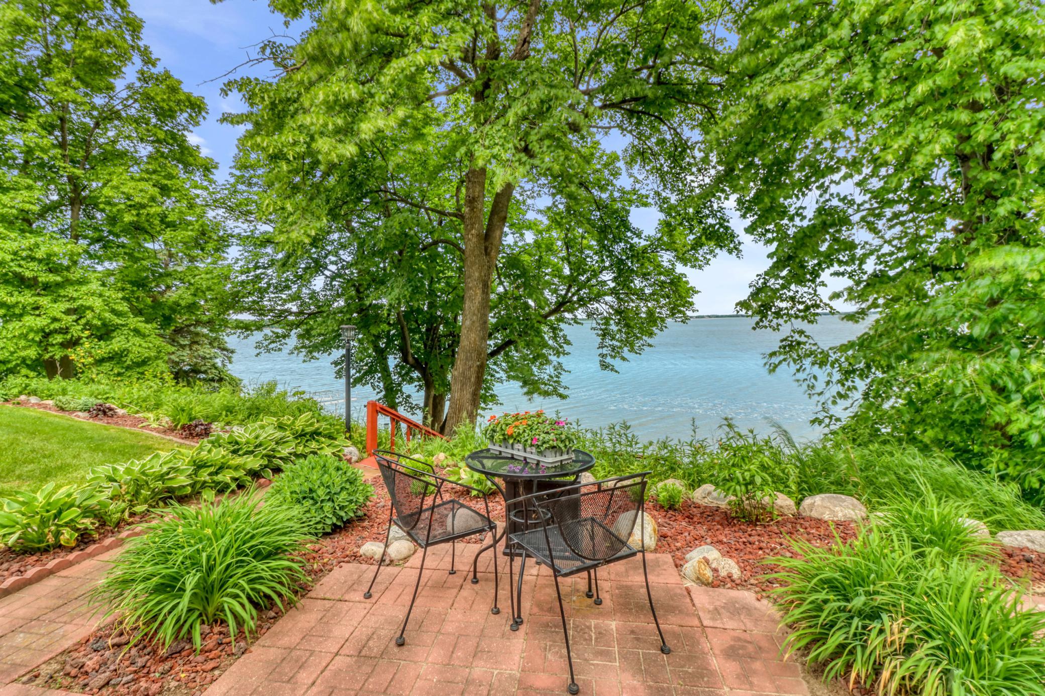 main property photo 74