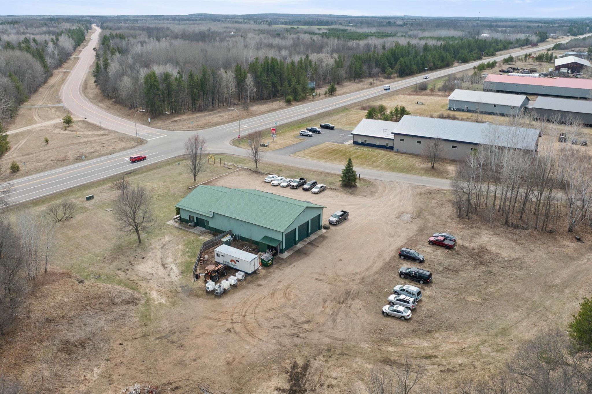 main property photo 31
