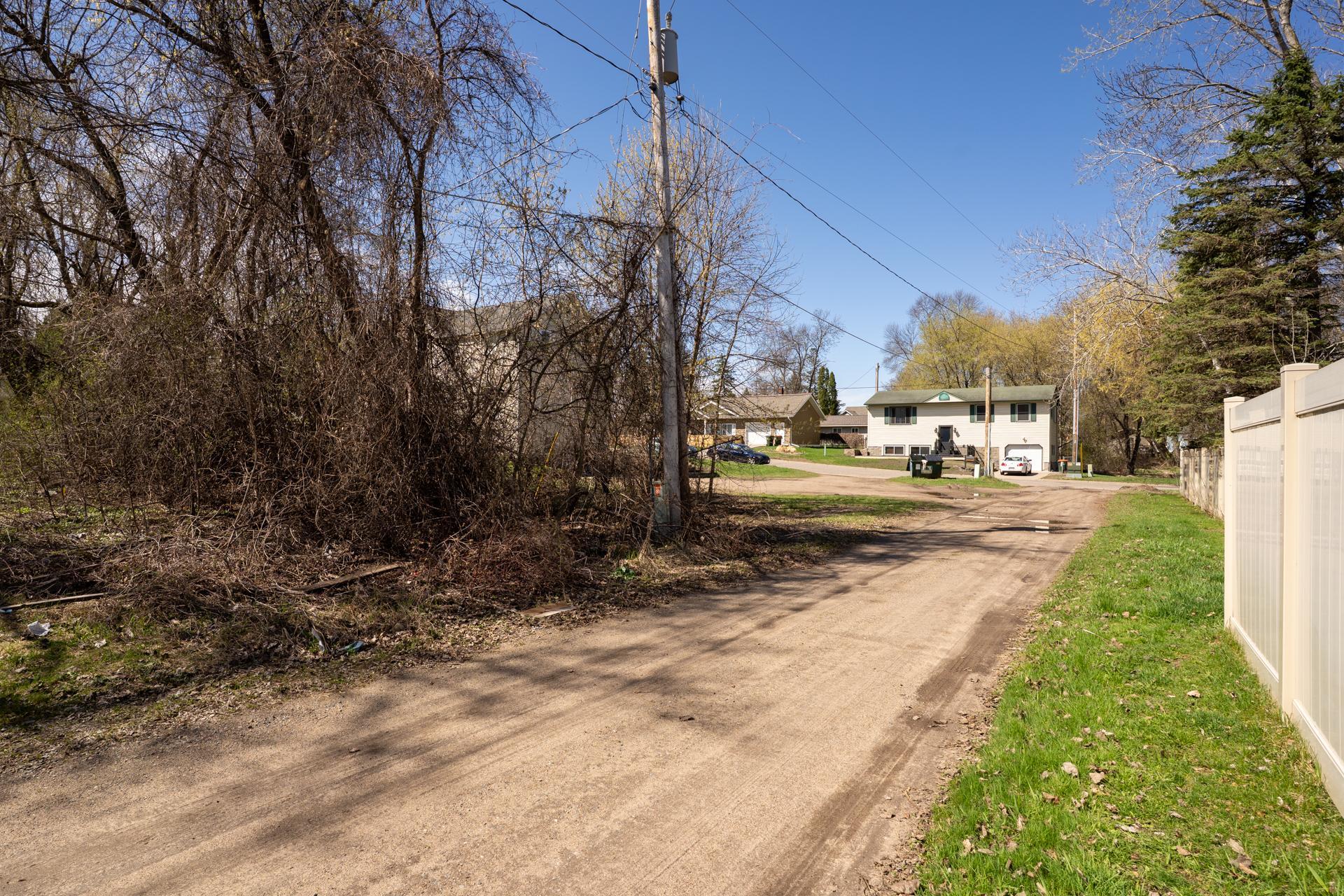 main property photo 44