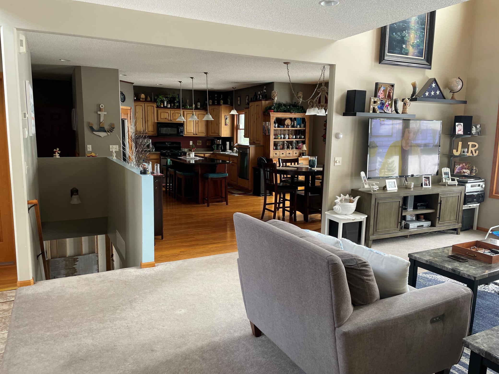 main property photo 13