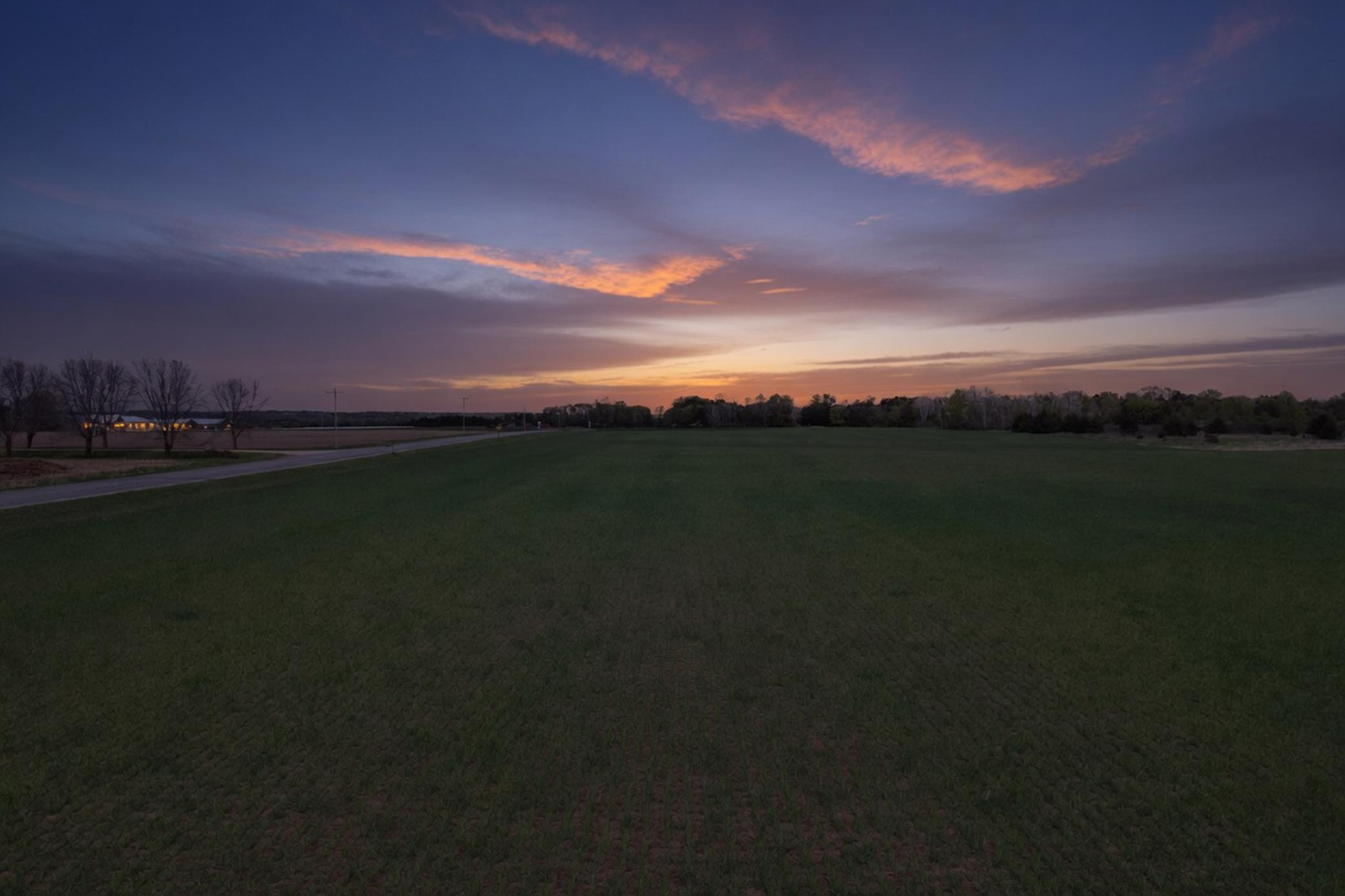 main property photo 19