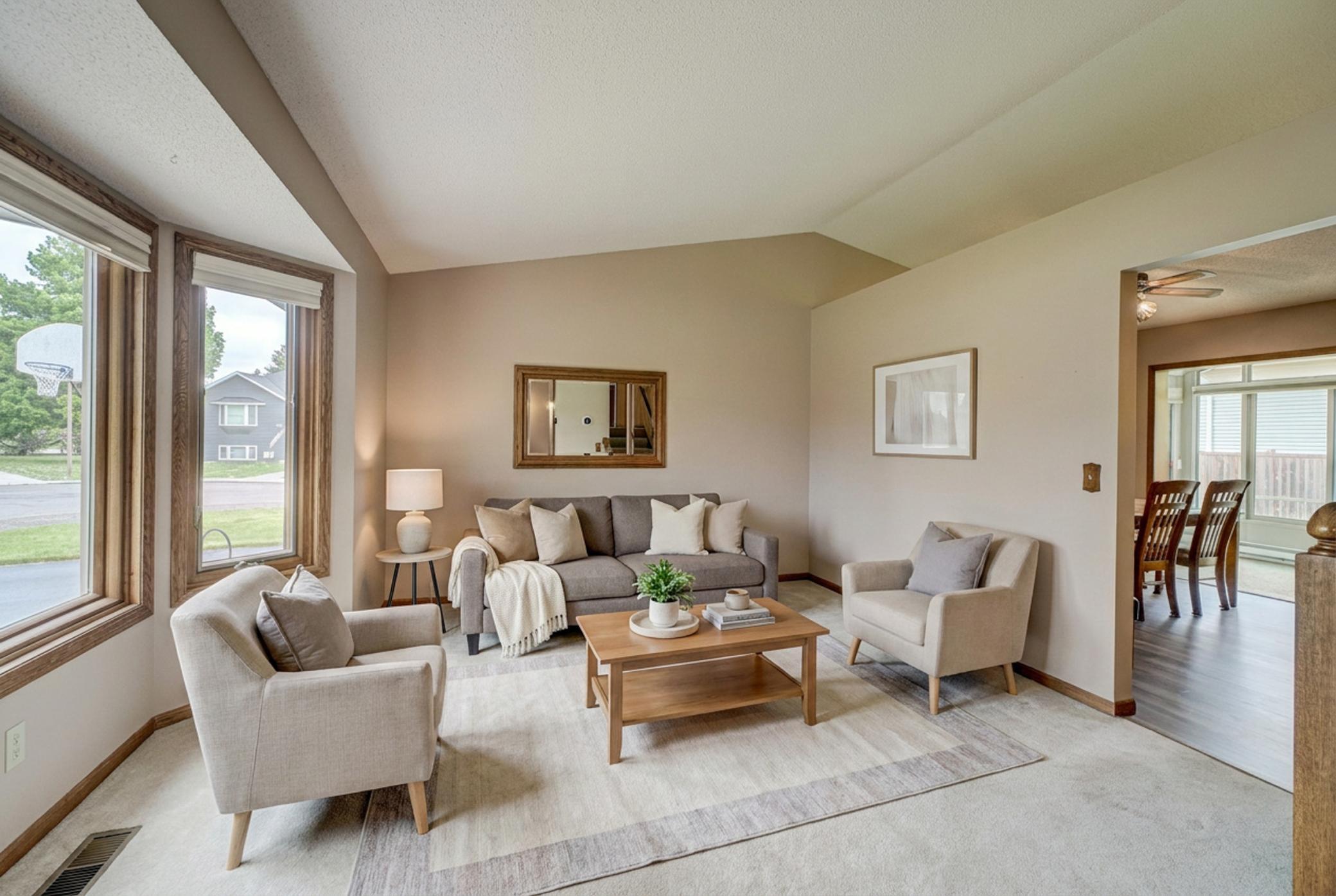 property viewer photo 1