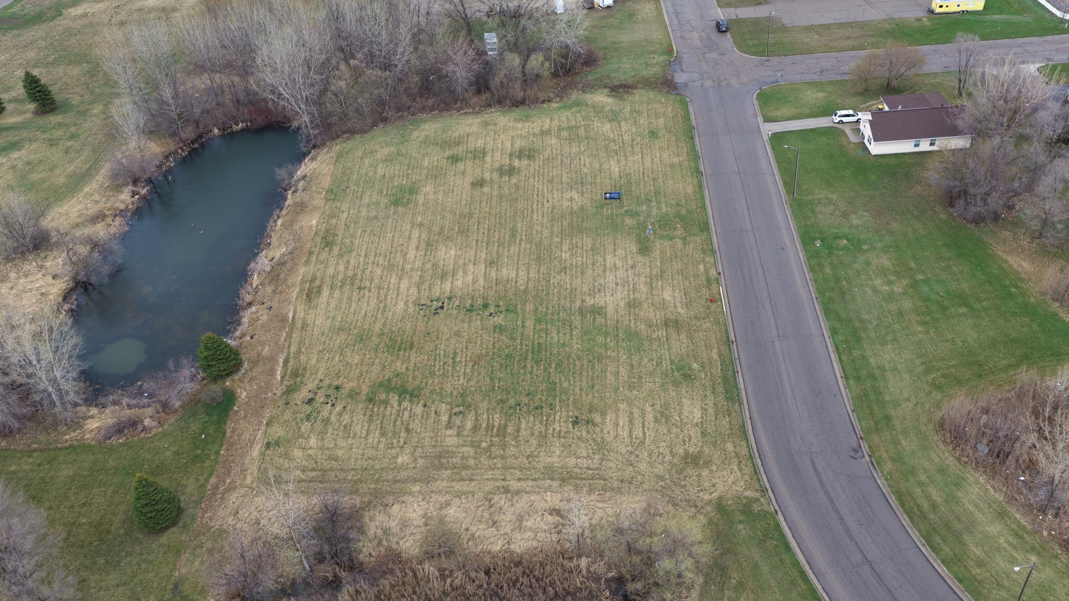 main property photo 18