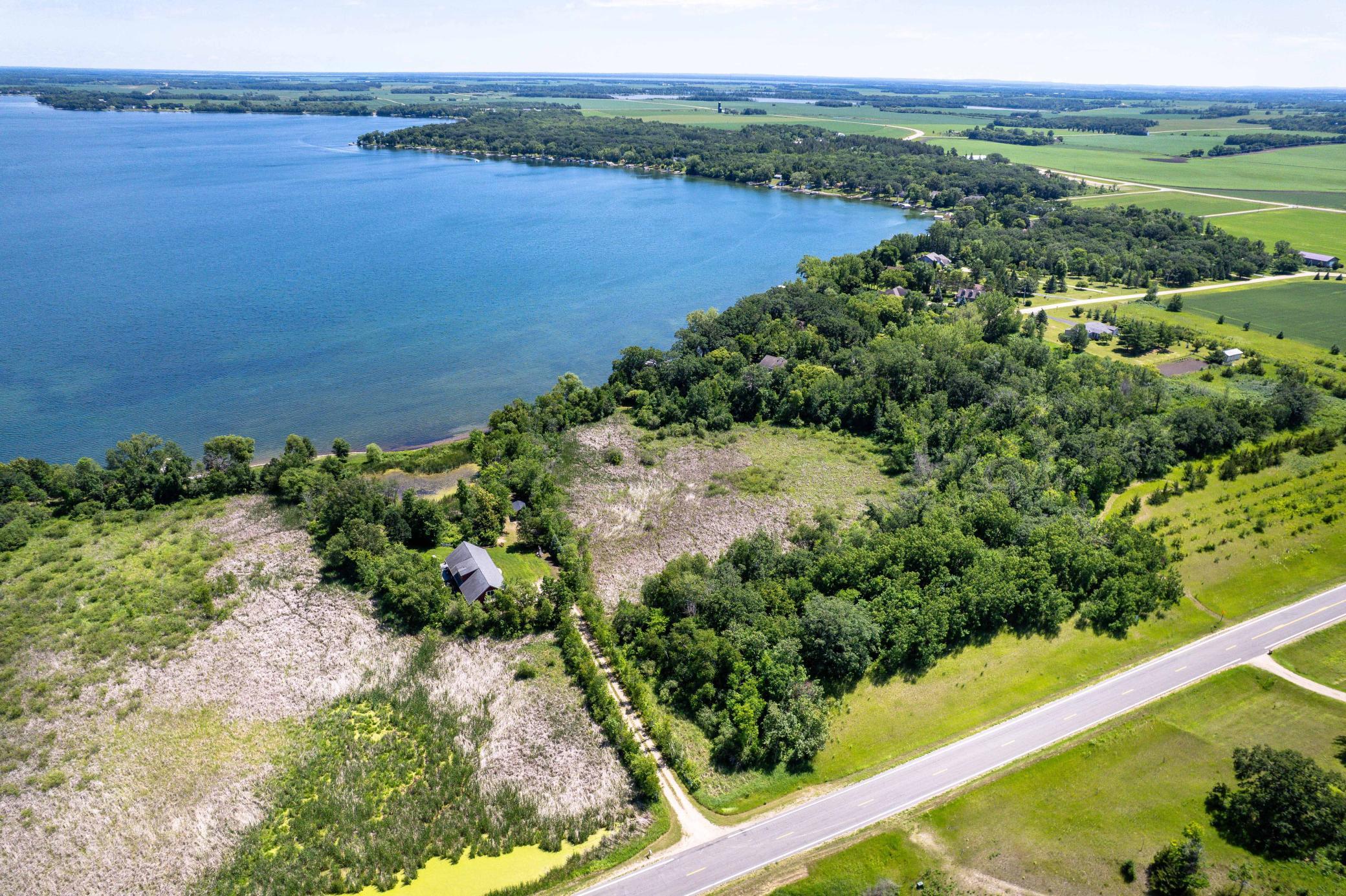 main property photo 25