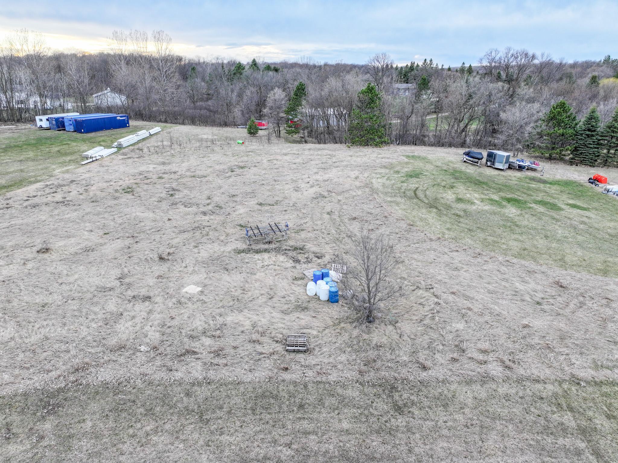 main property photo 9