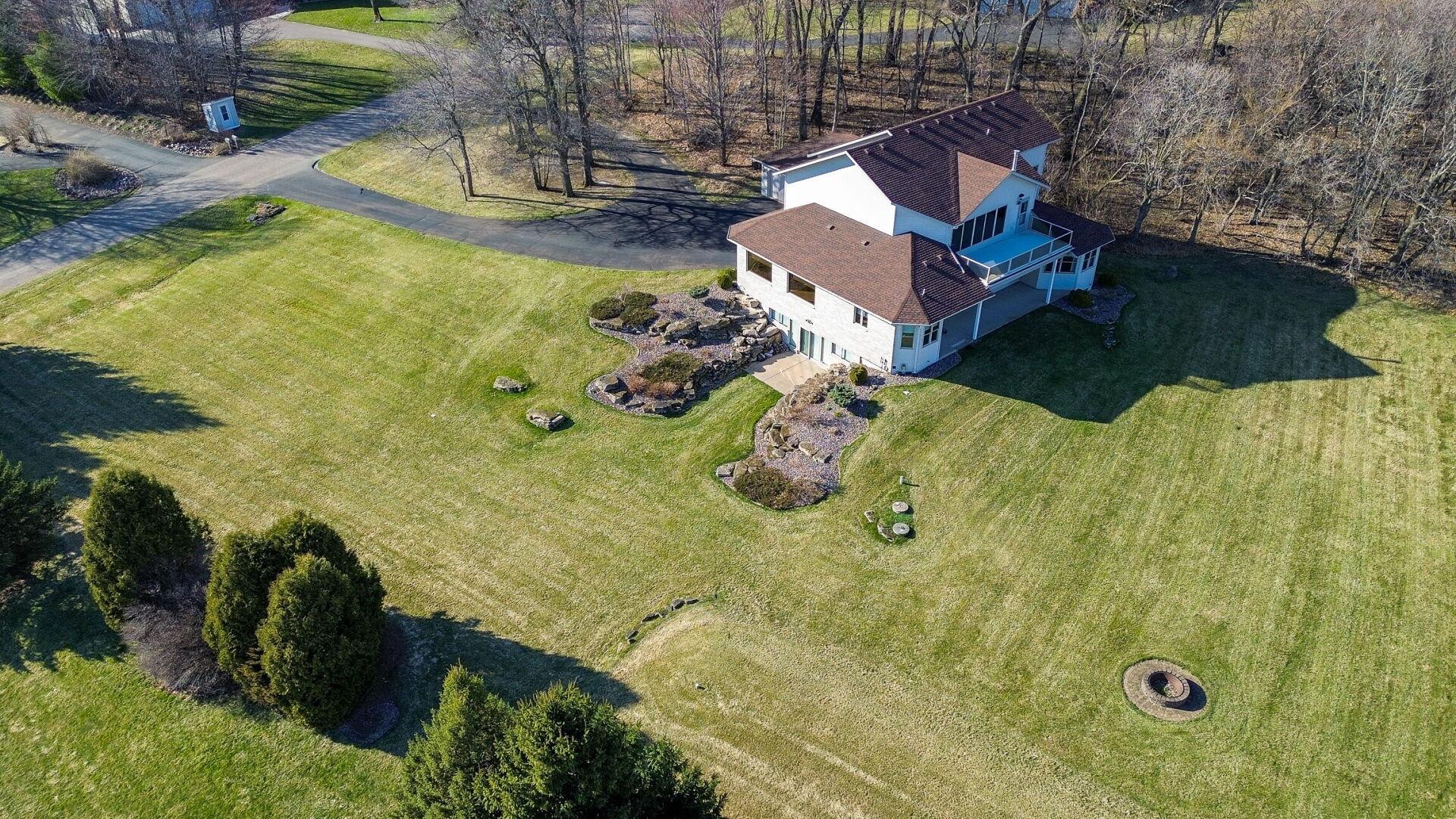 main property photo 12