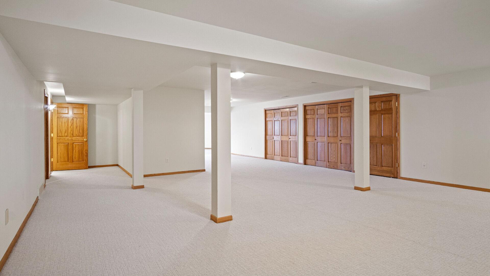 main property photo 67