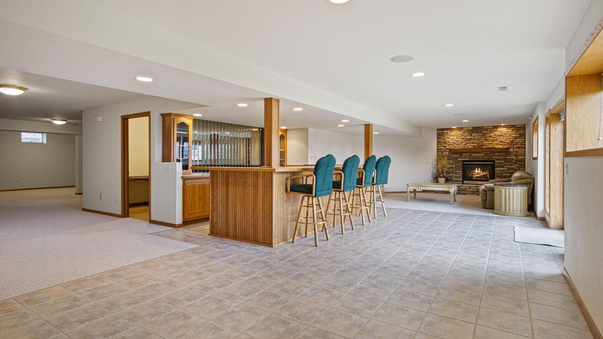 main property photo 75