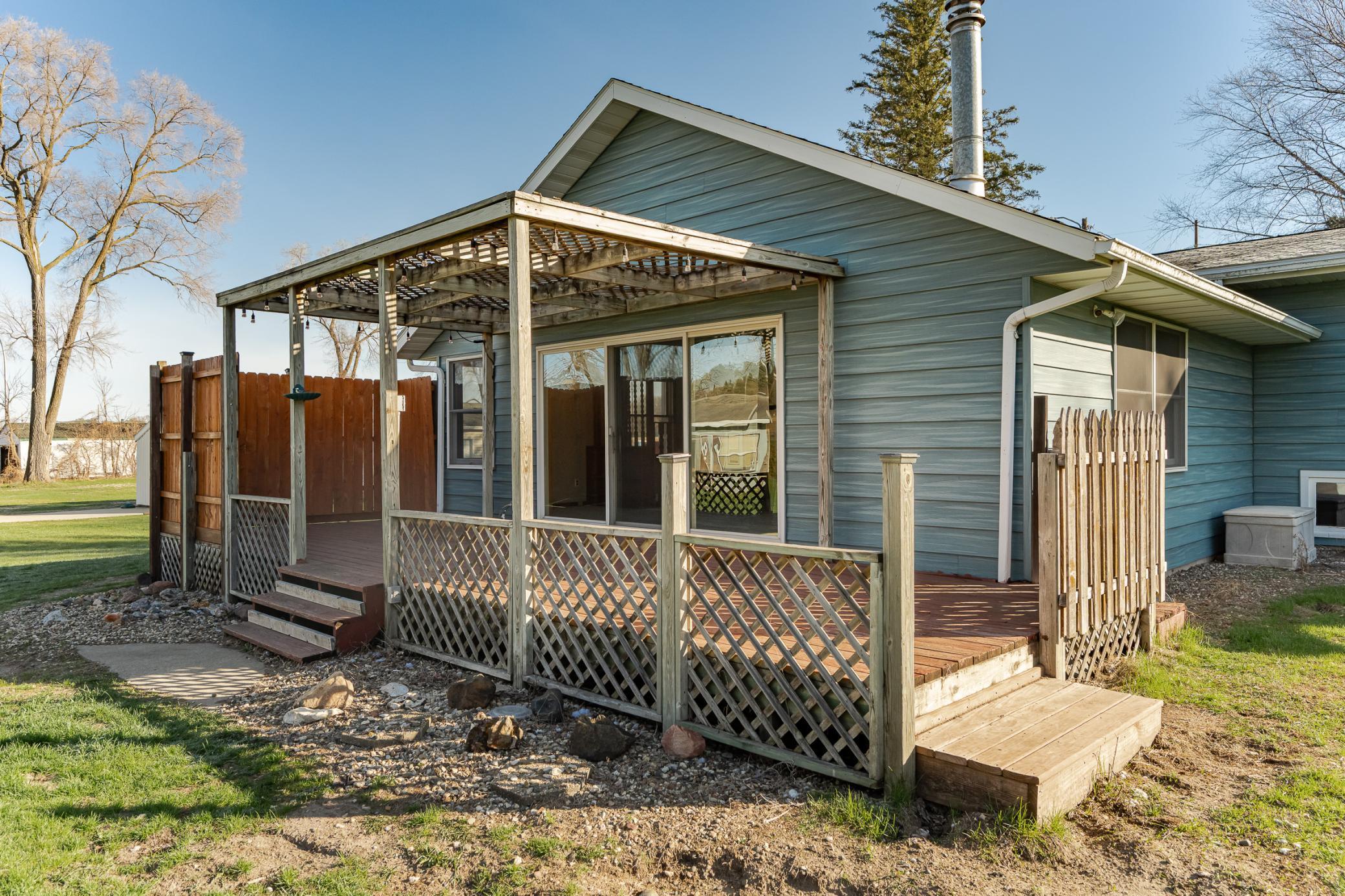 main property photo 27