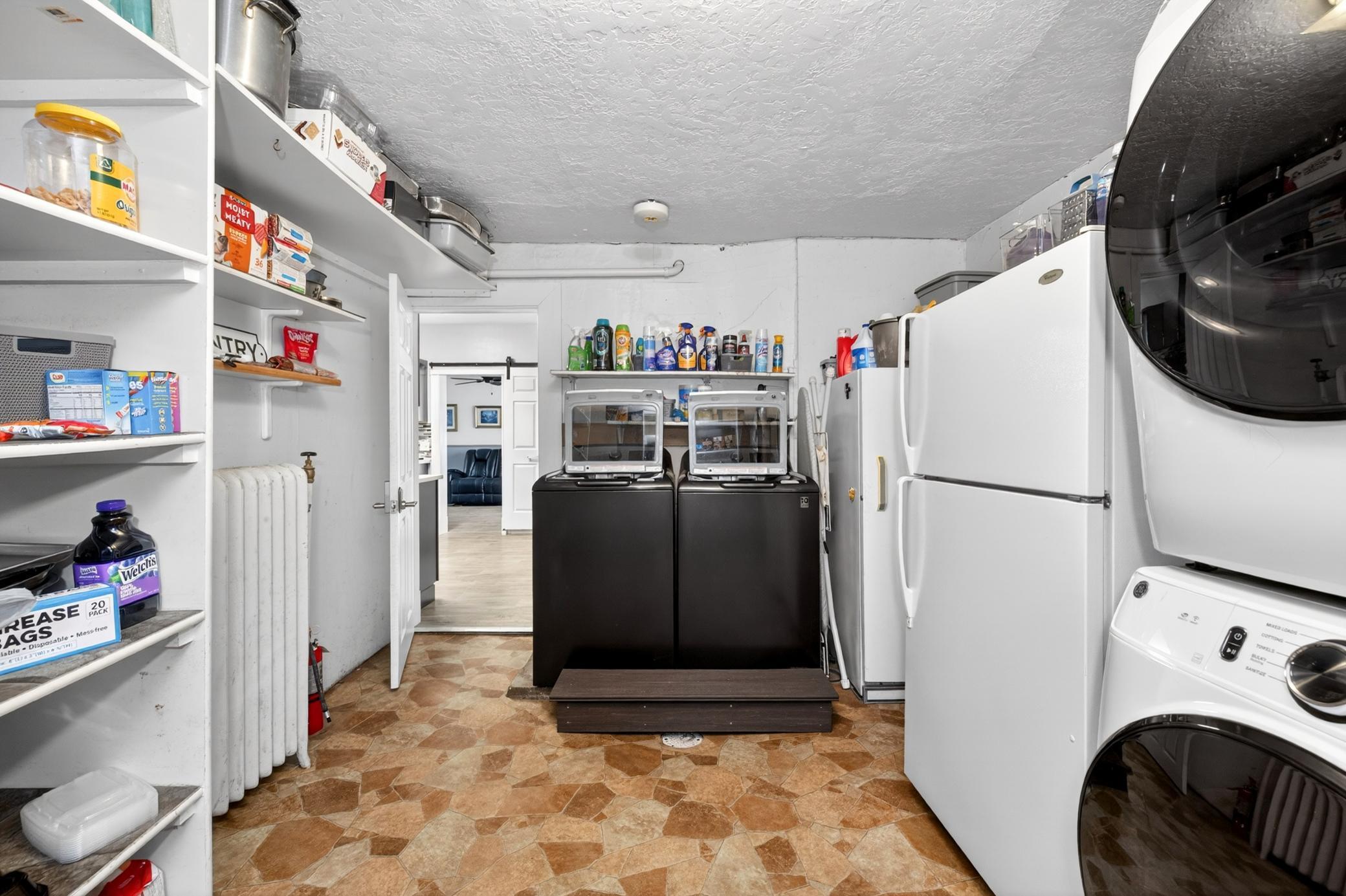 main property photo 45