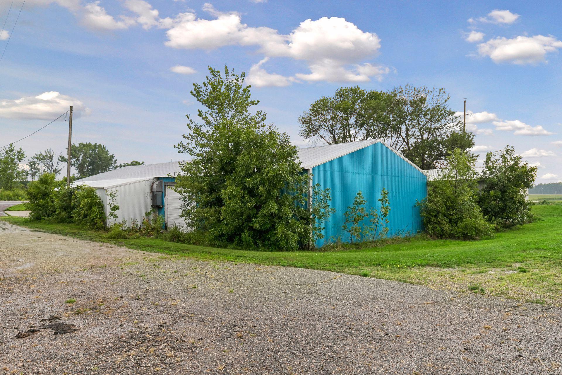 main property photo 29