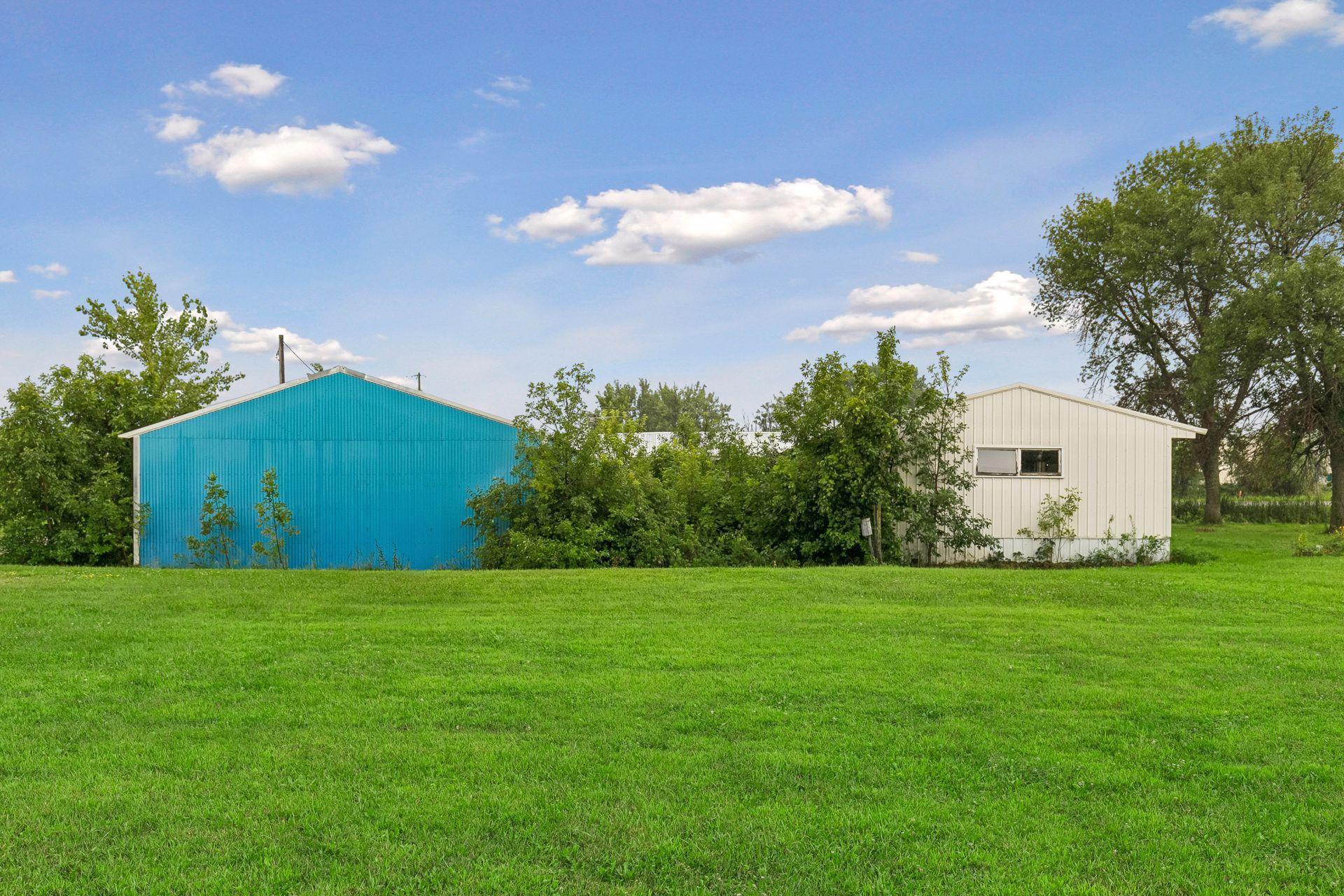 main property photo 30