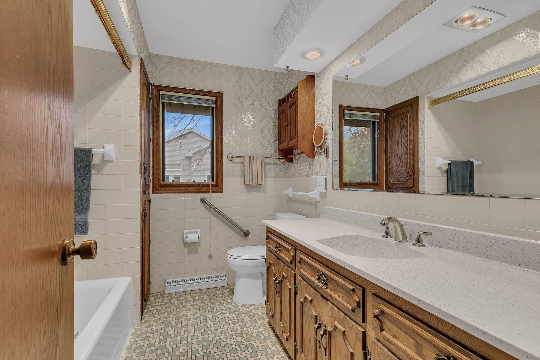 main property photo 24