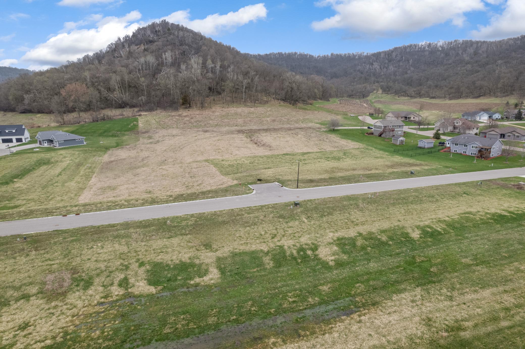 main property photo 9