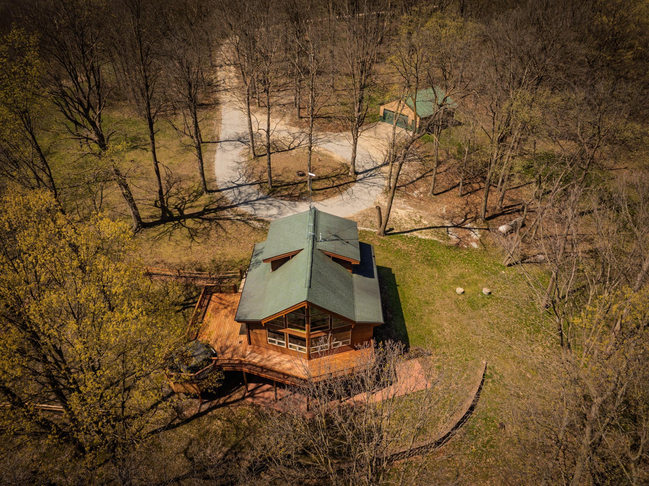 main property photo 45