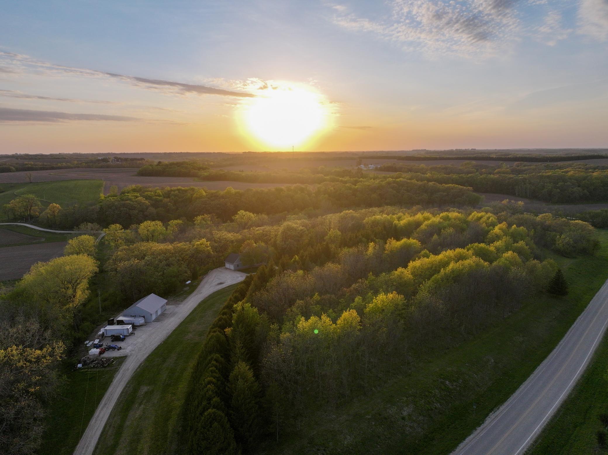 main property photo 75
