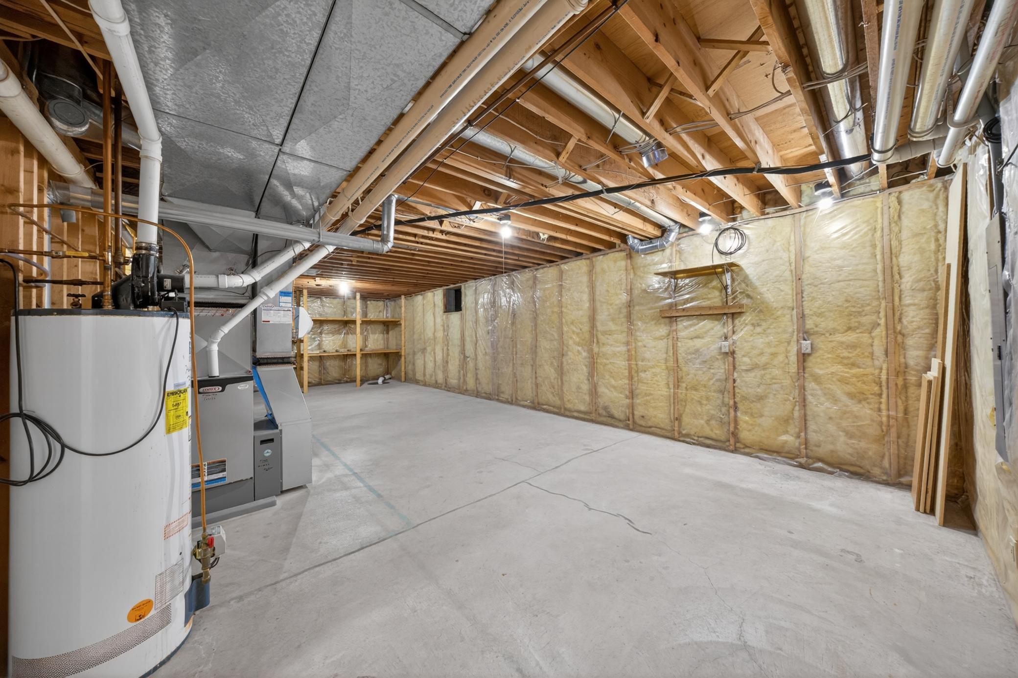 main property photo 78