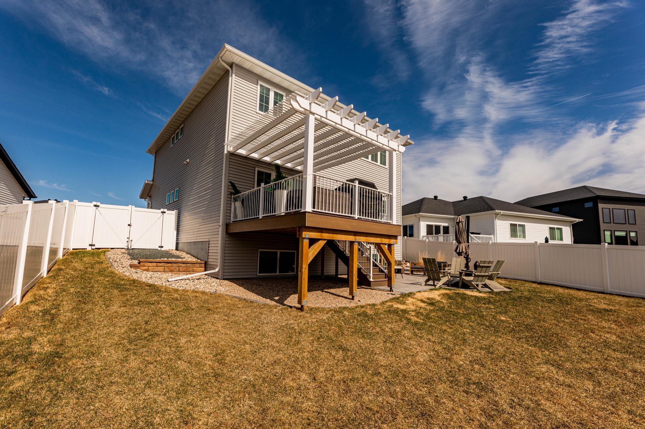 main property photo 43