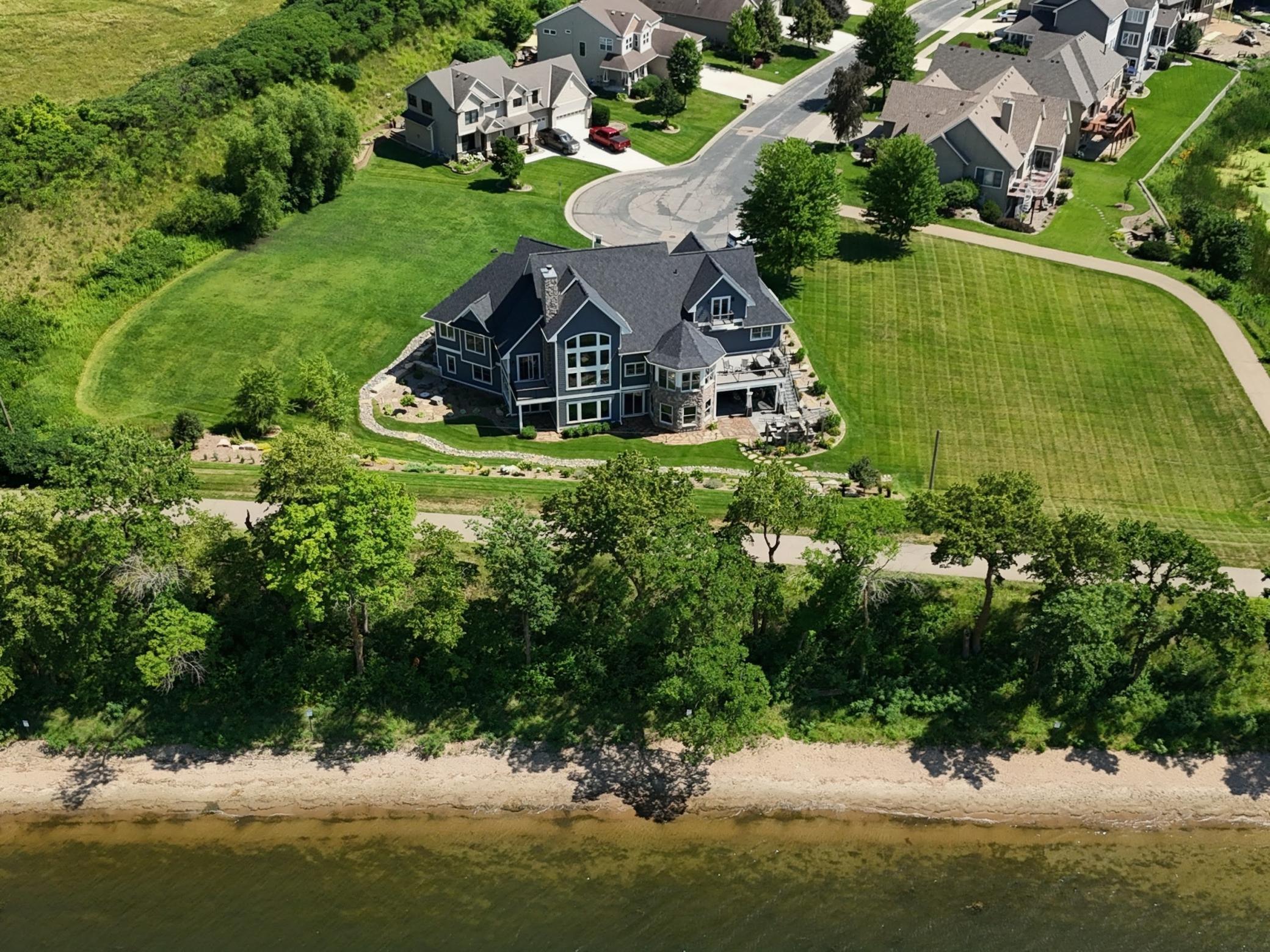 main property photo 1