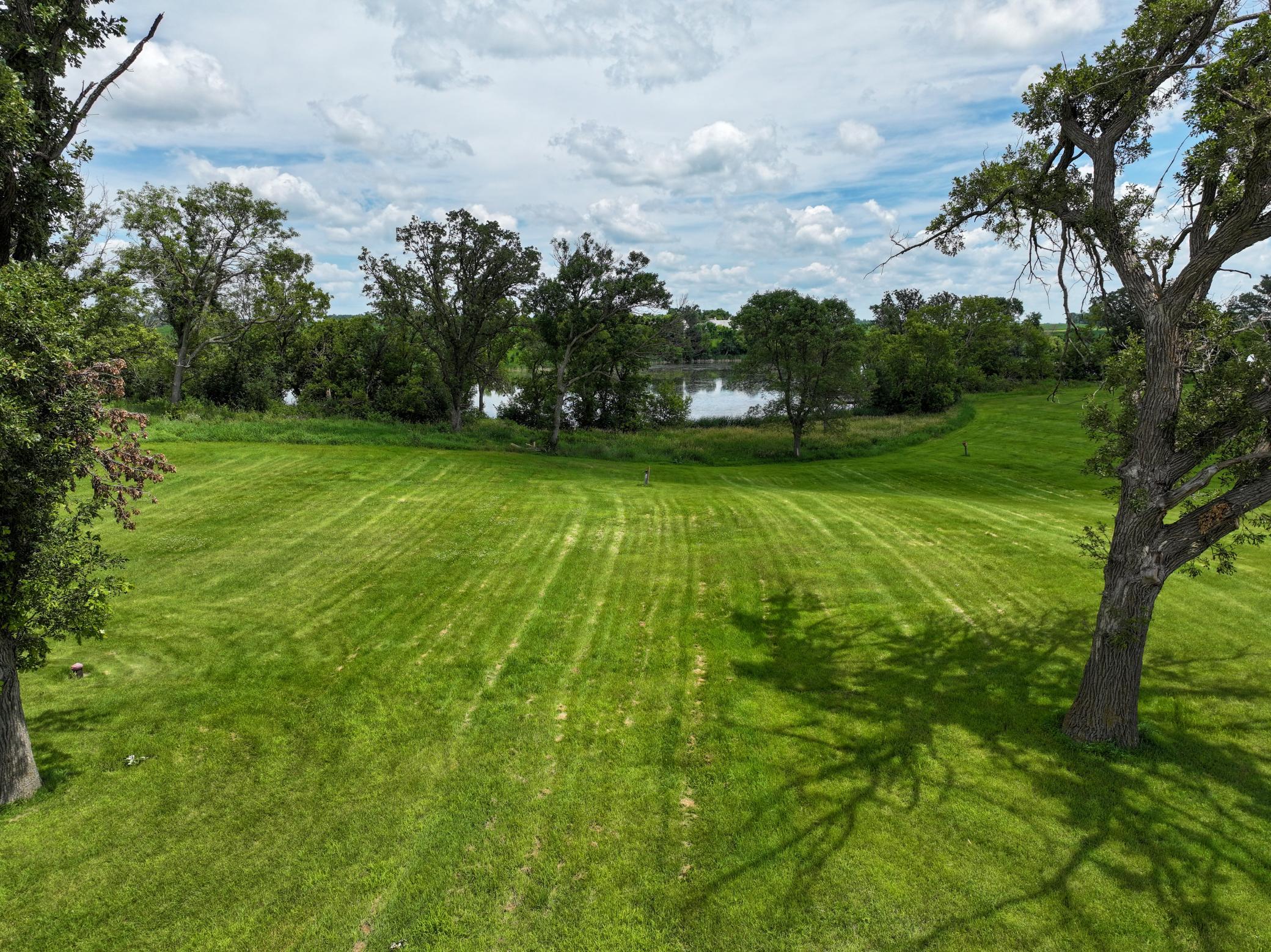 main property photo 25