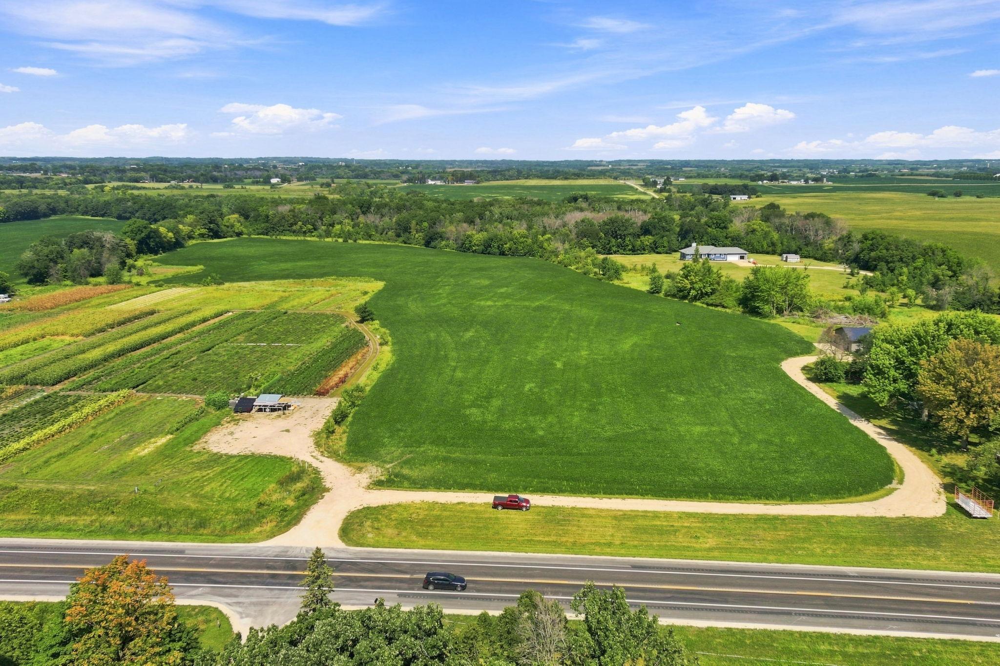 main property photo 8