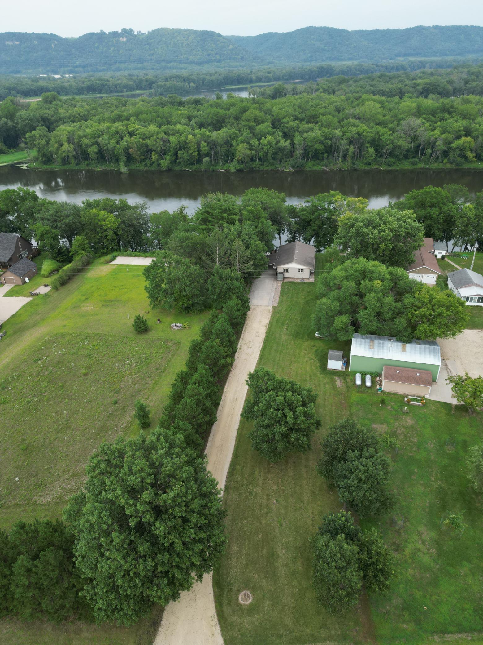 main property photo 22