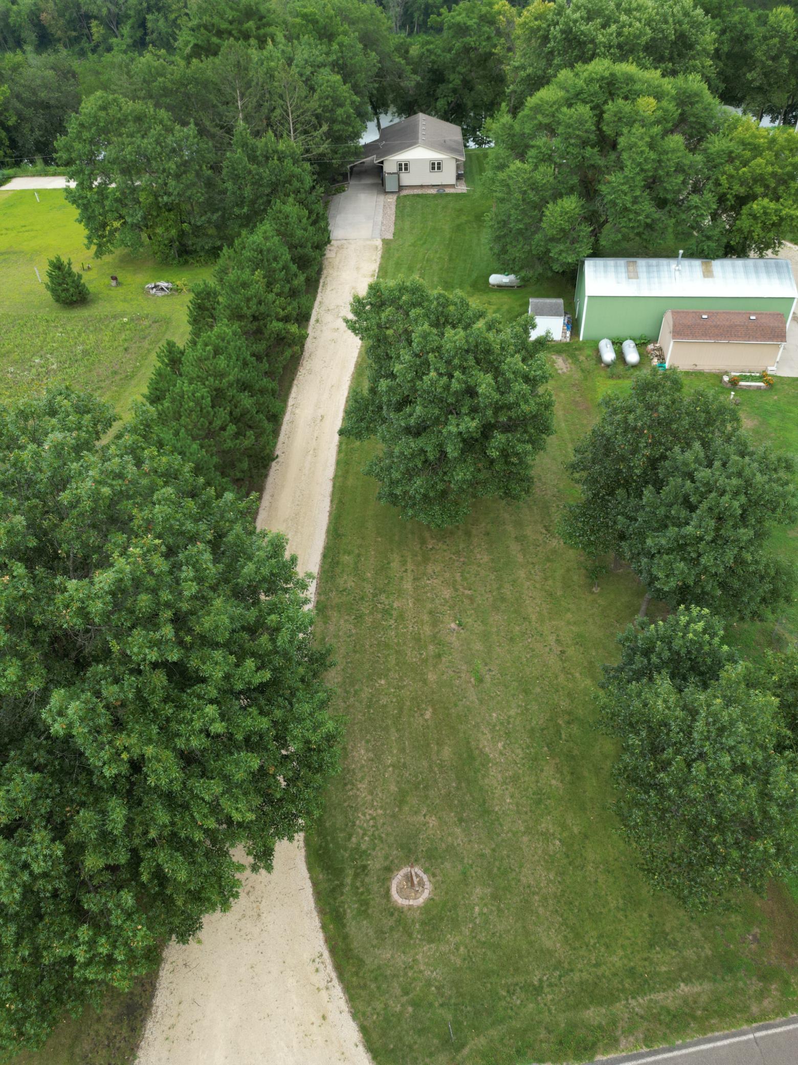 main property photo 23