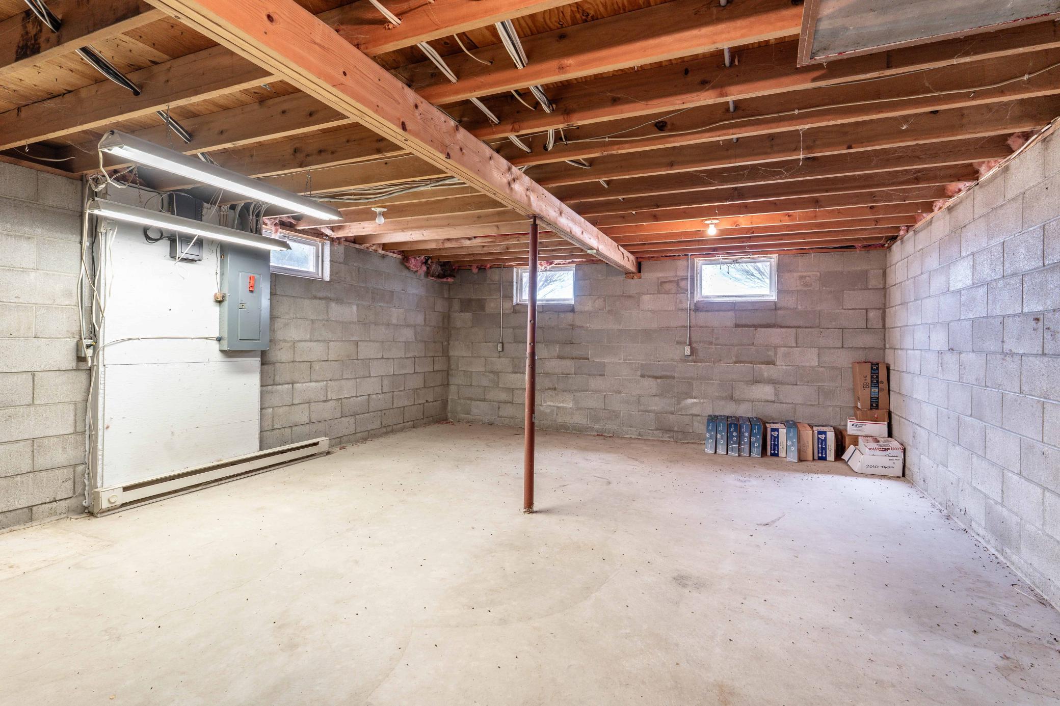 main property photo 73