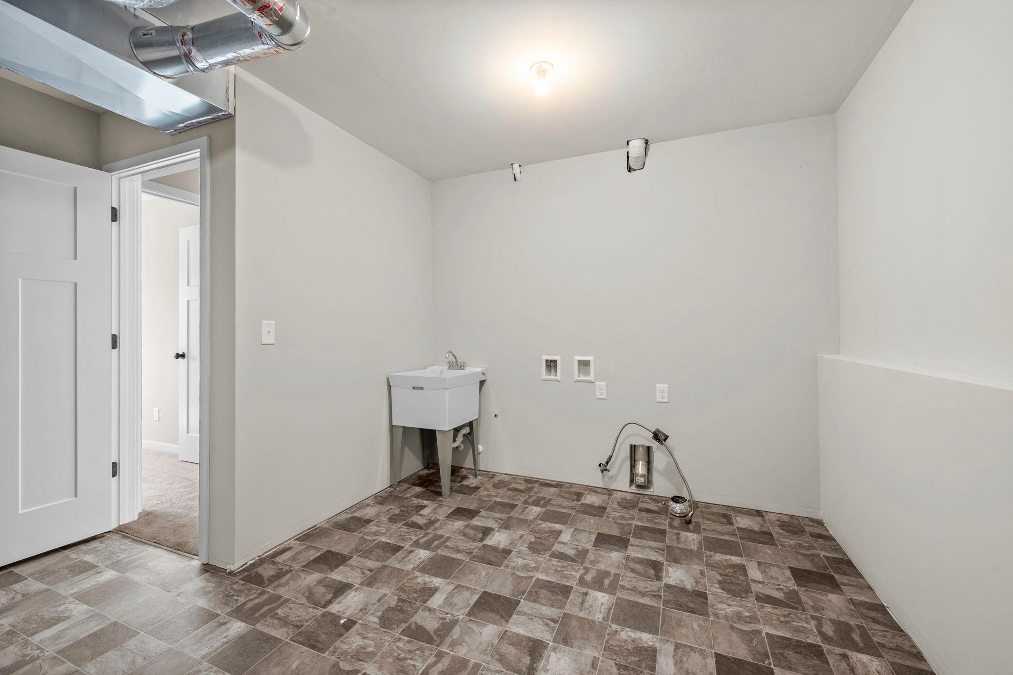 main property photo 66