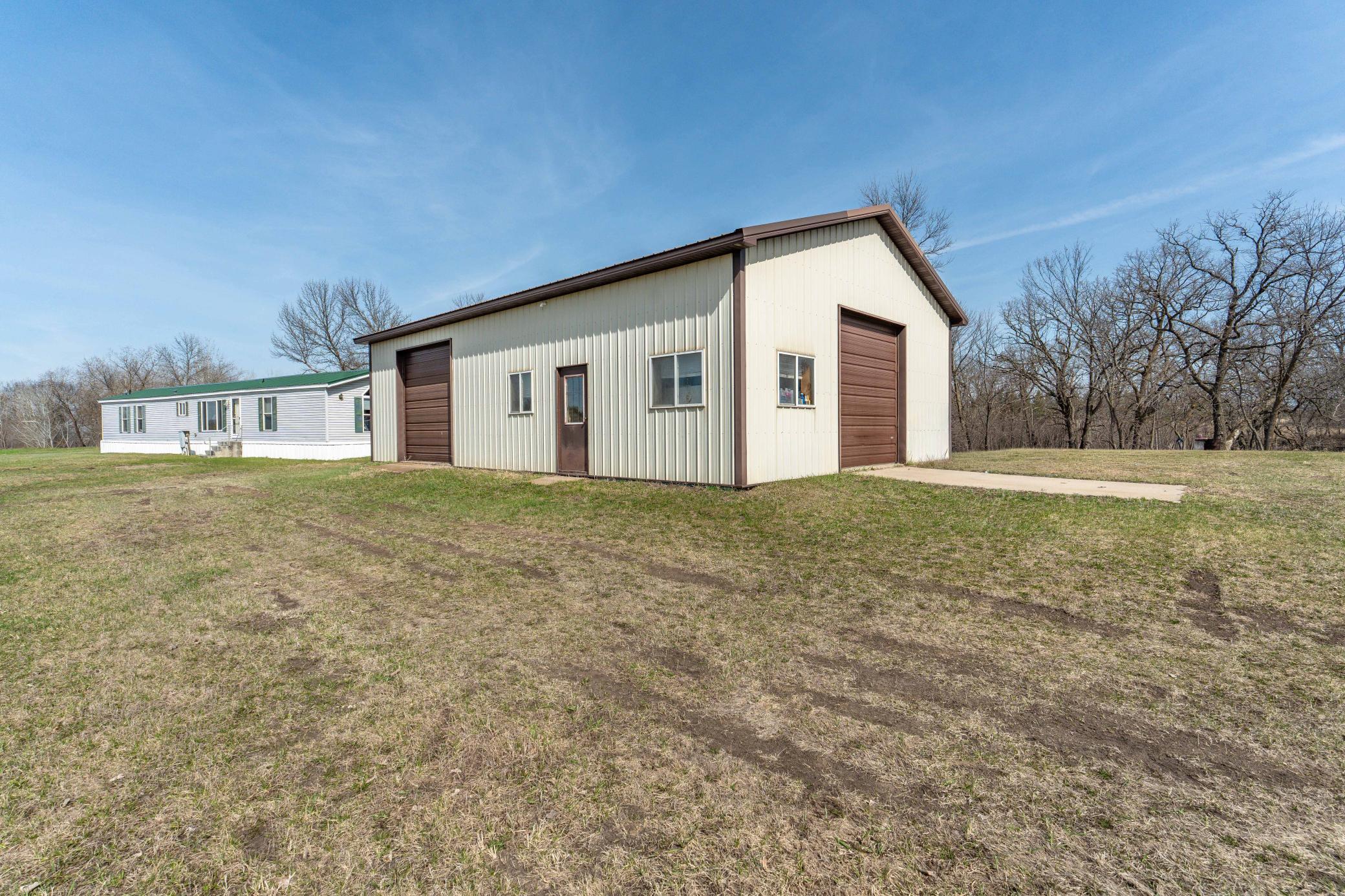 main property photo 24