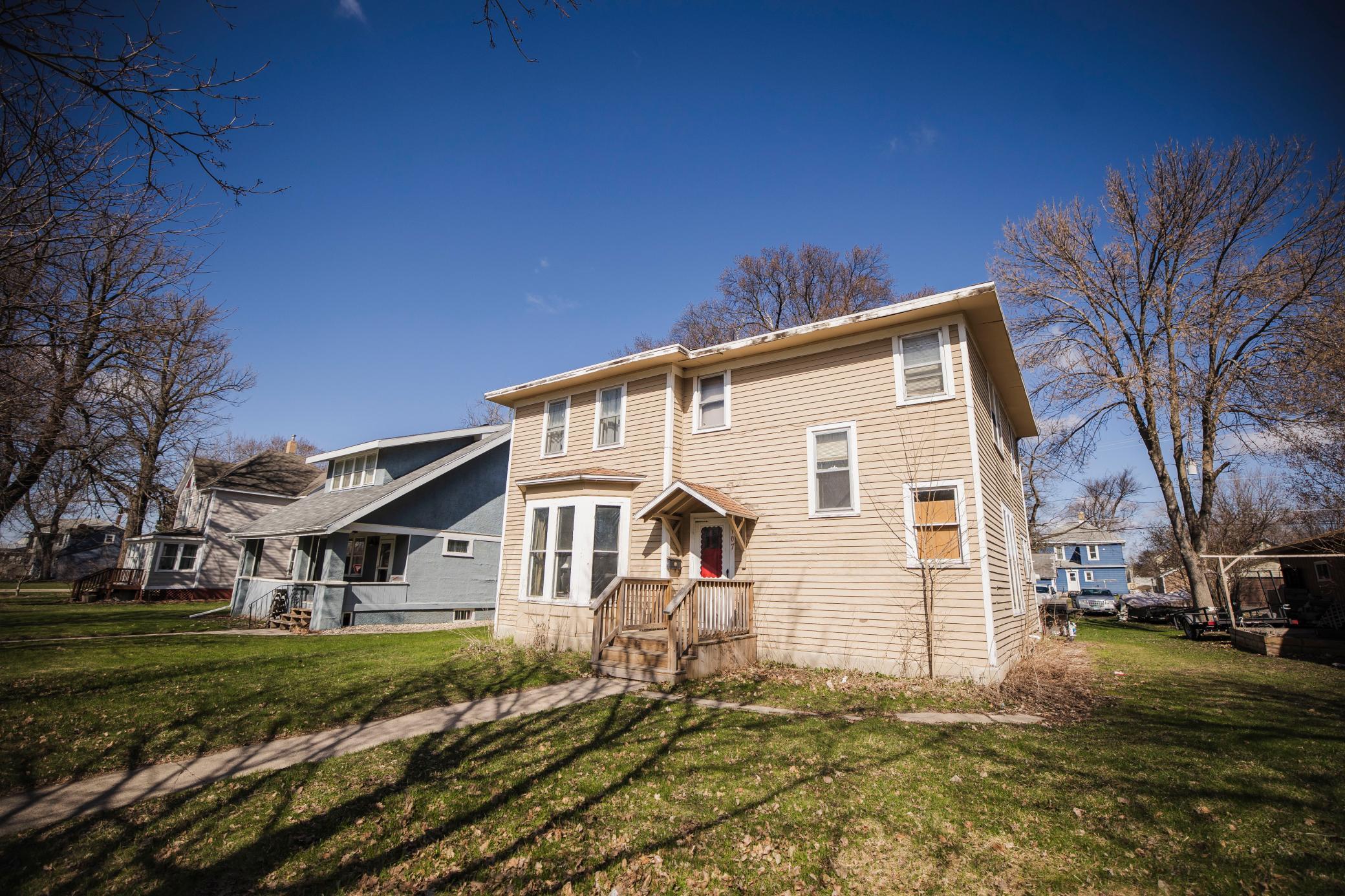 main property photo 1