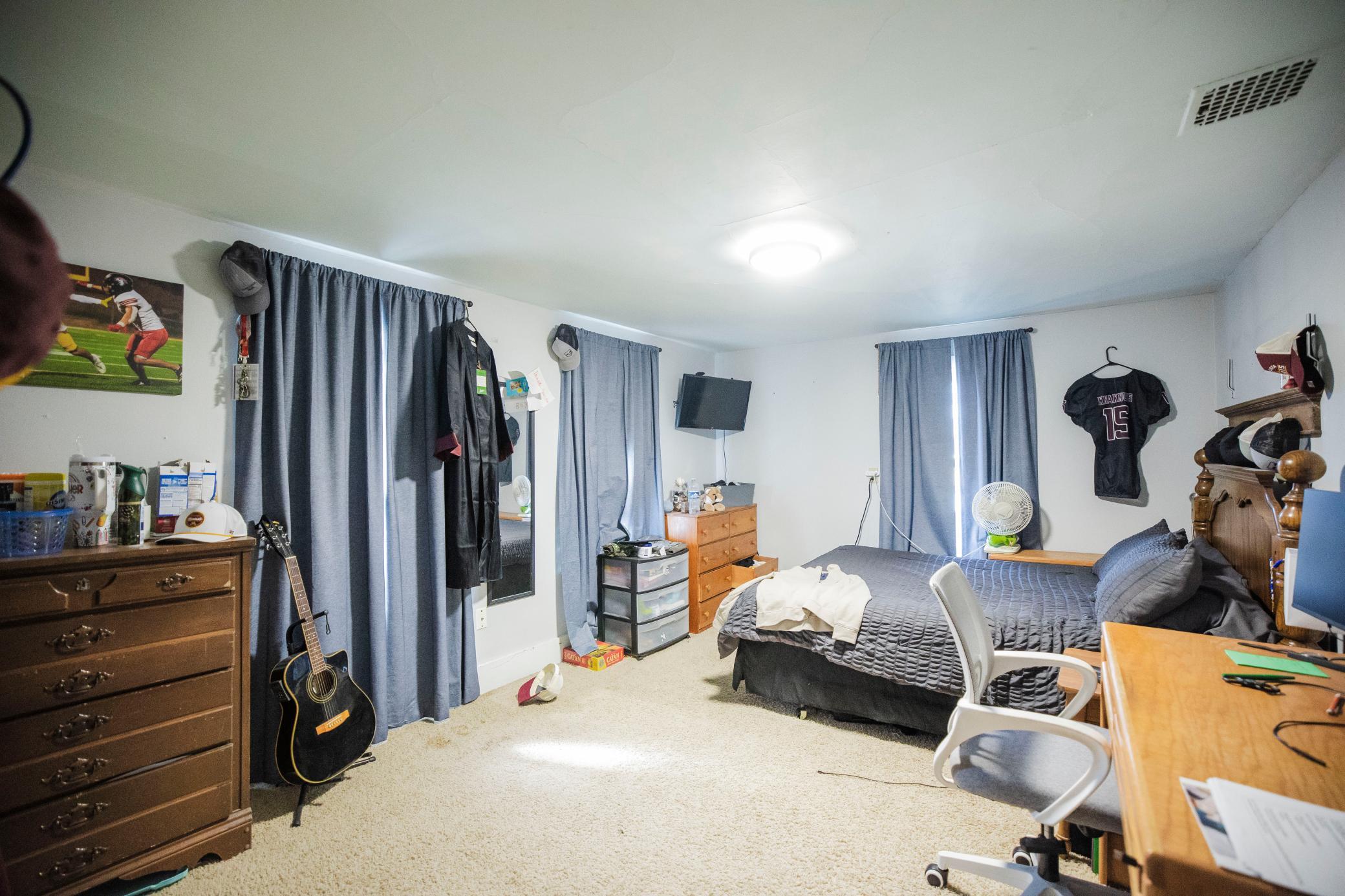 main property photo 25