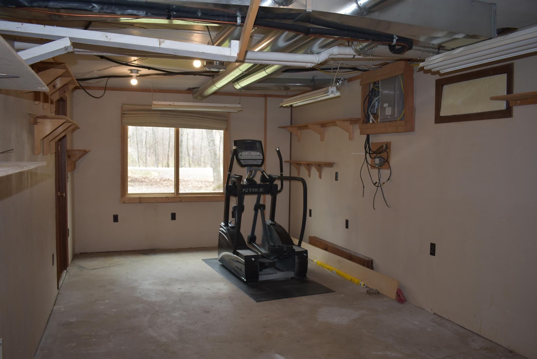 main property photo 50