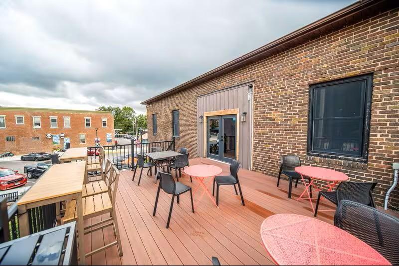 main property photo 16