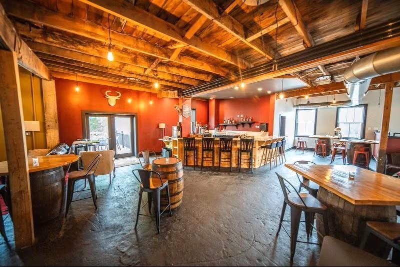 main property photo 25