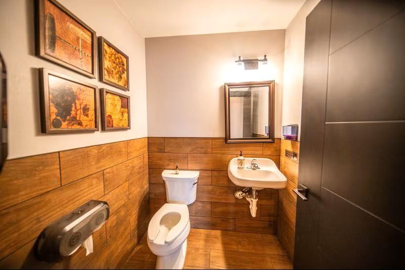 main property photo 29