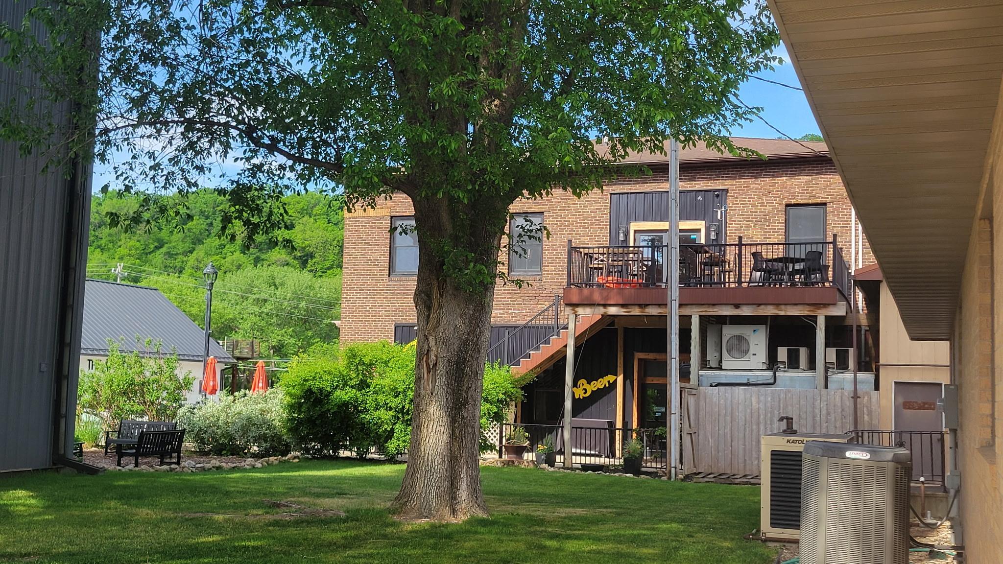 main property photo 8