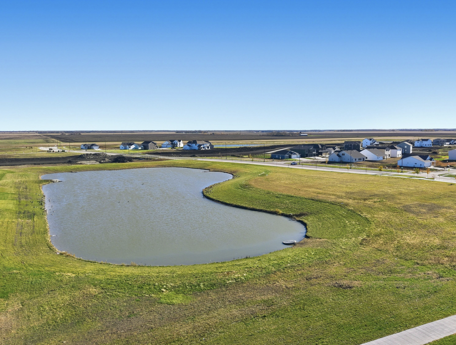 main property photo 10