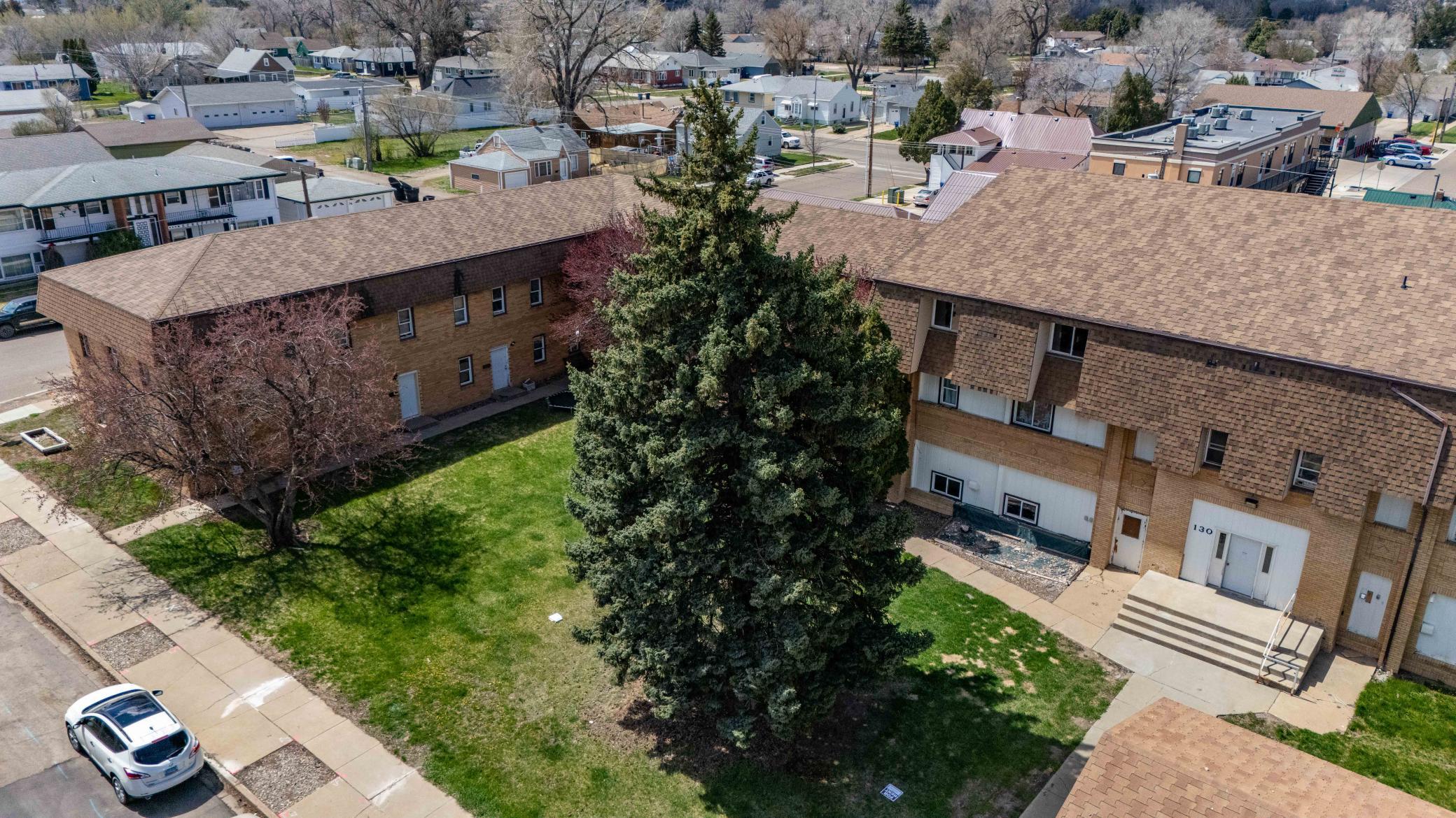 main property photo 13
