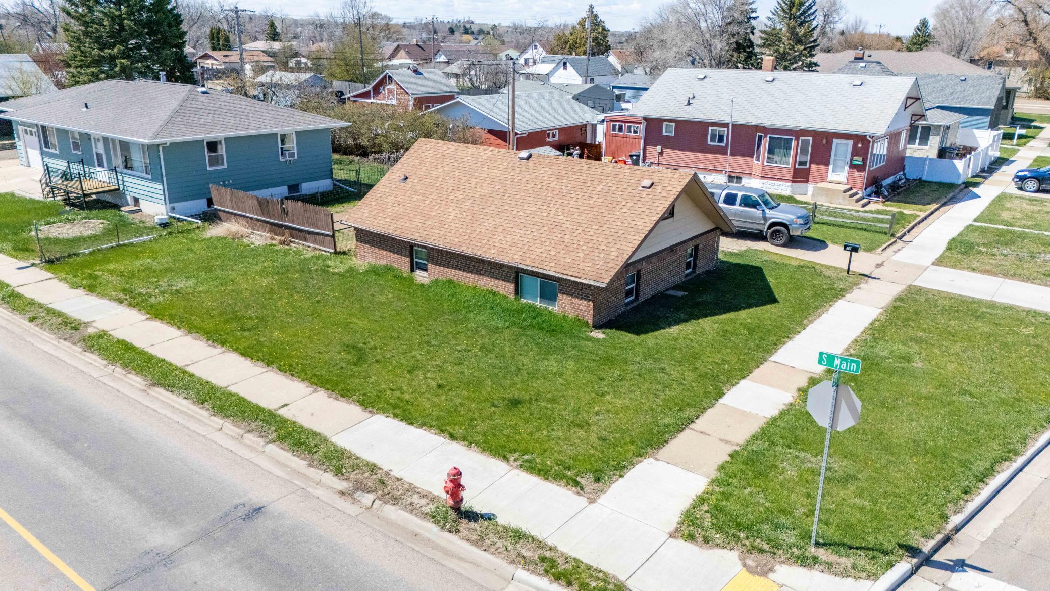 main property photo 31