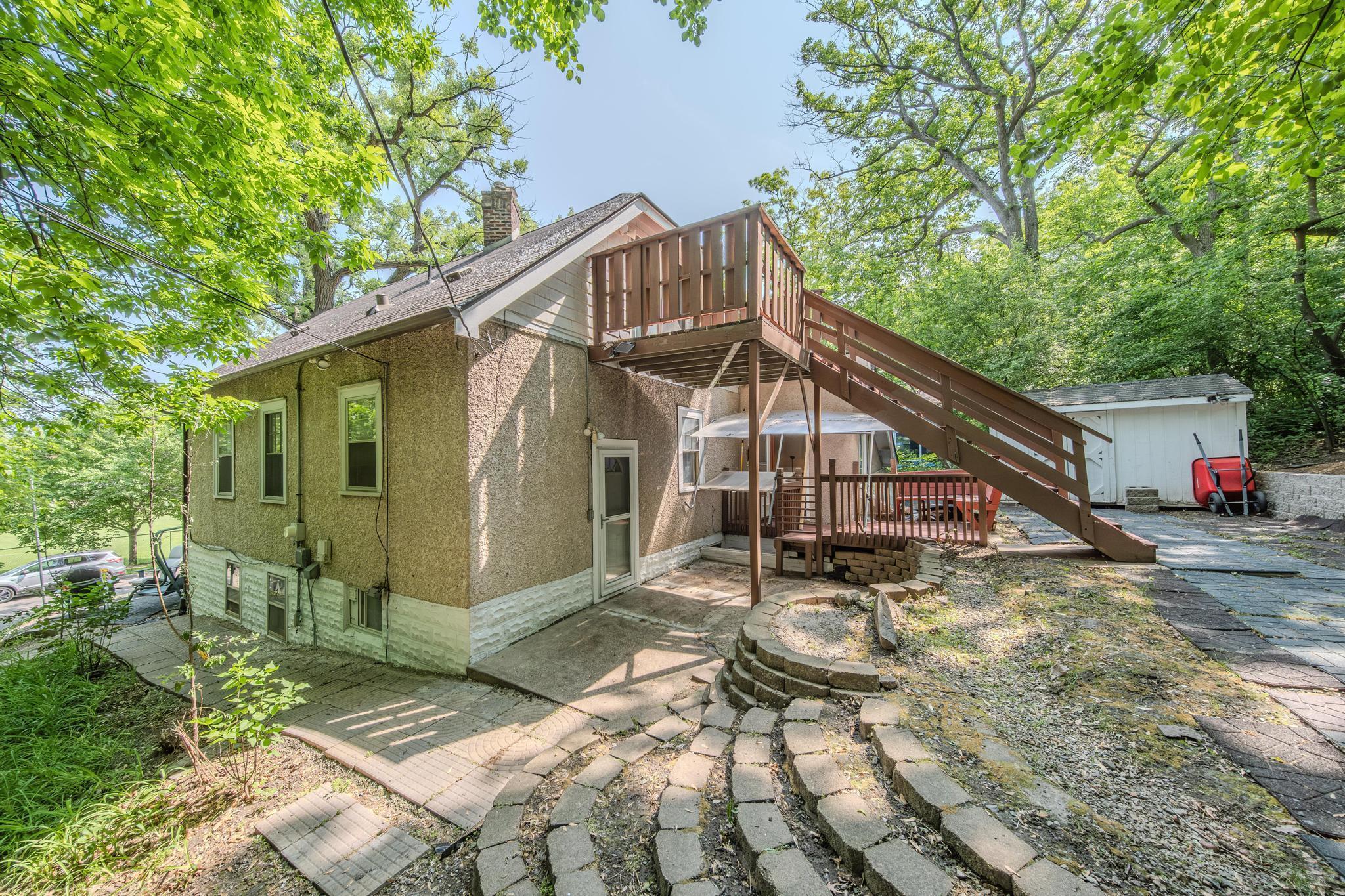 main property photo 45