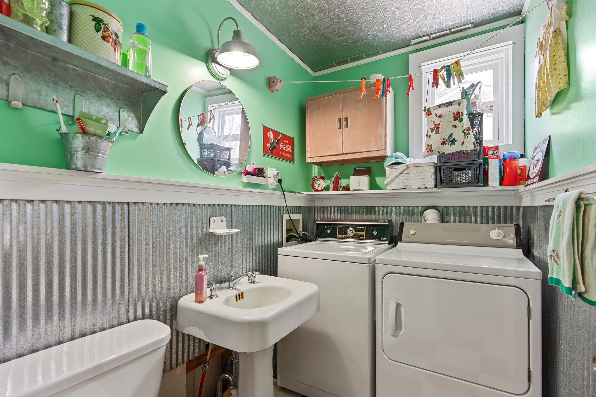 main property photo 17