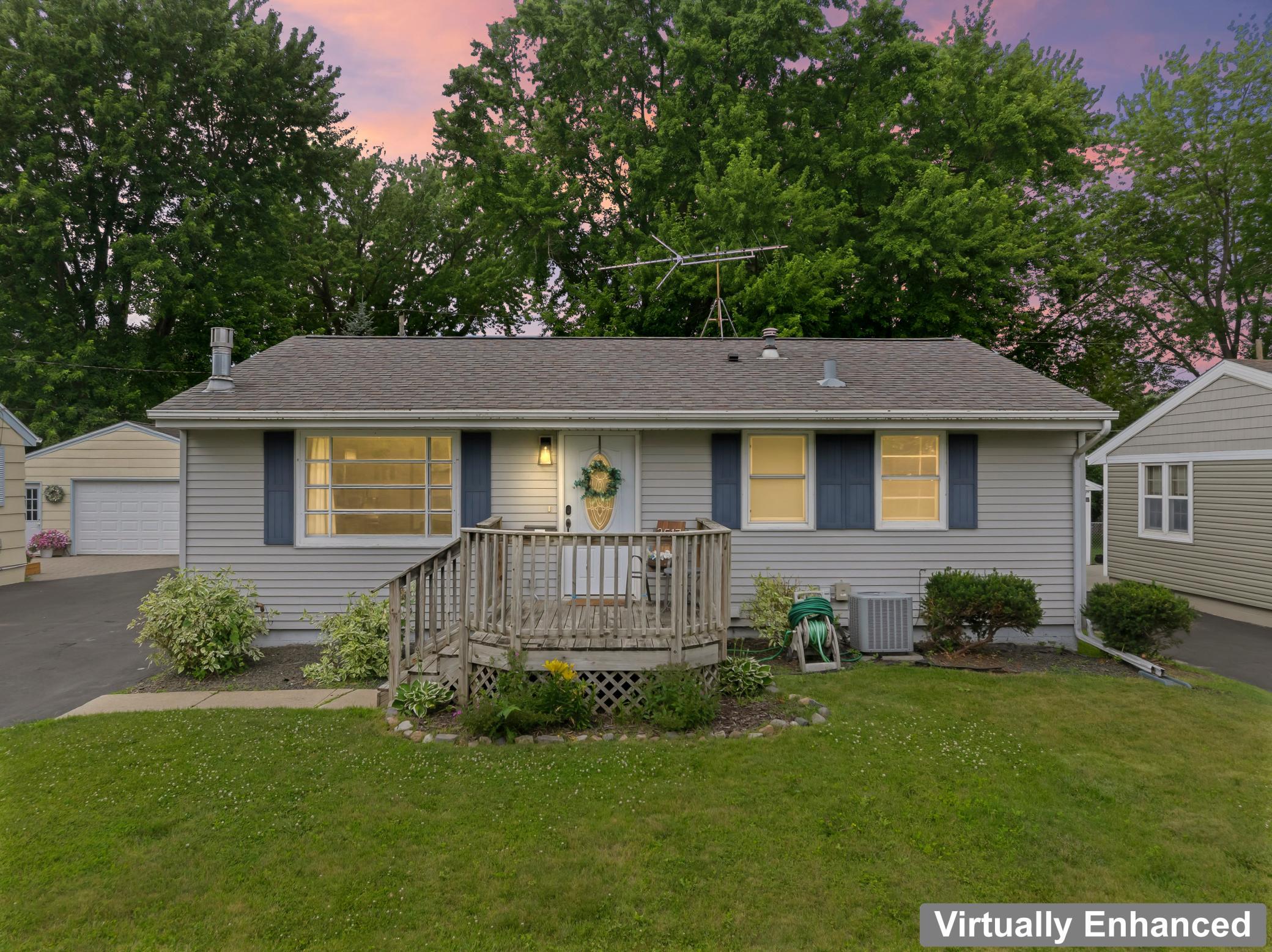 main property photo 2