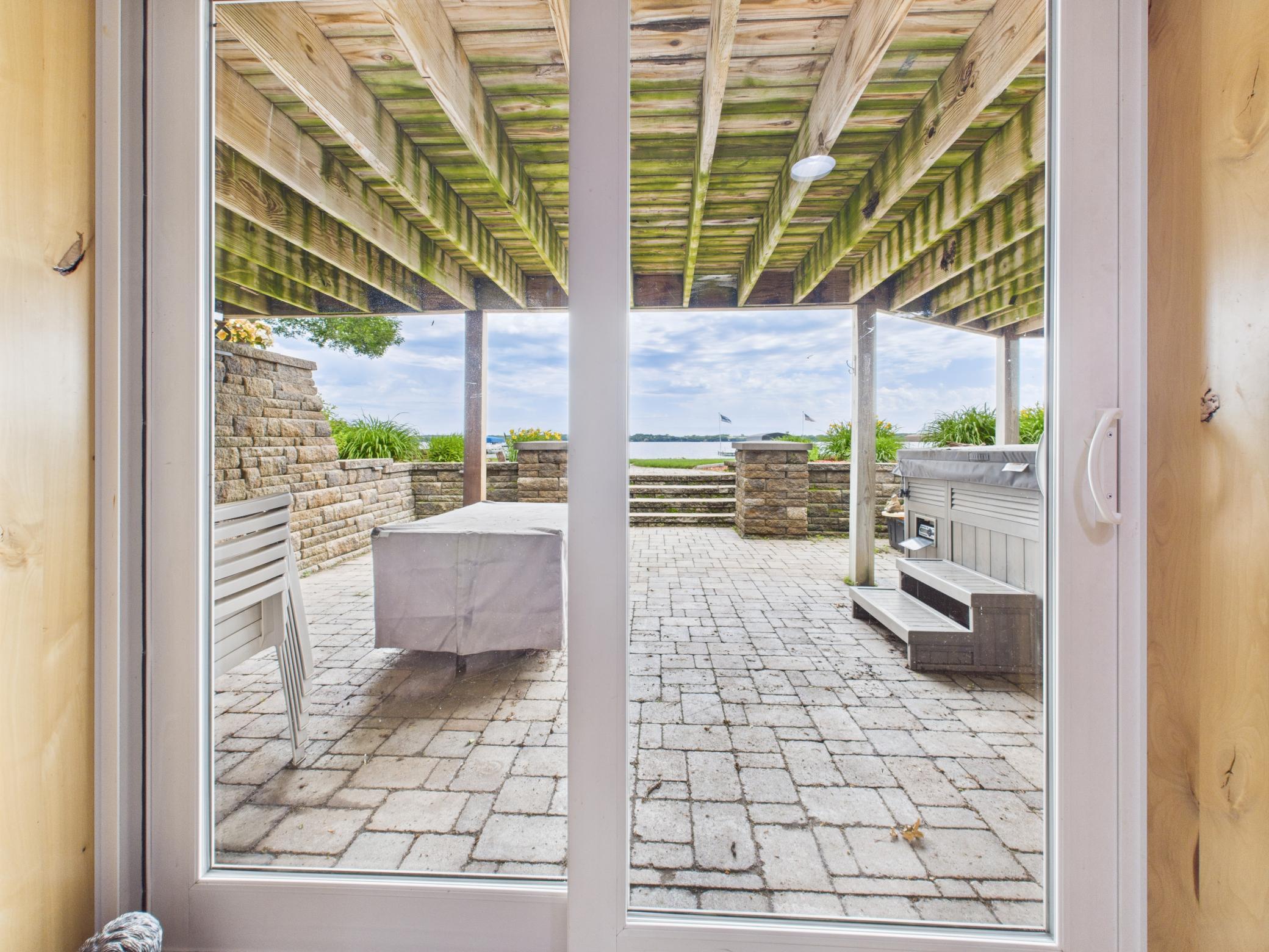 main property photo 24