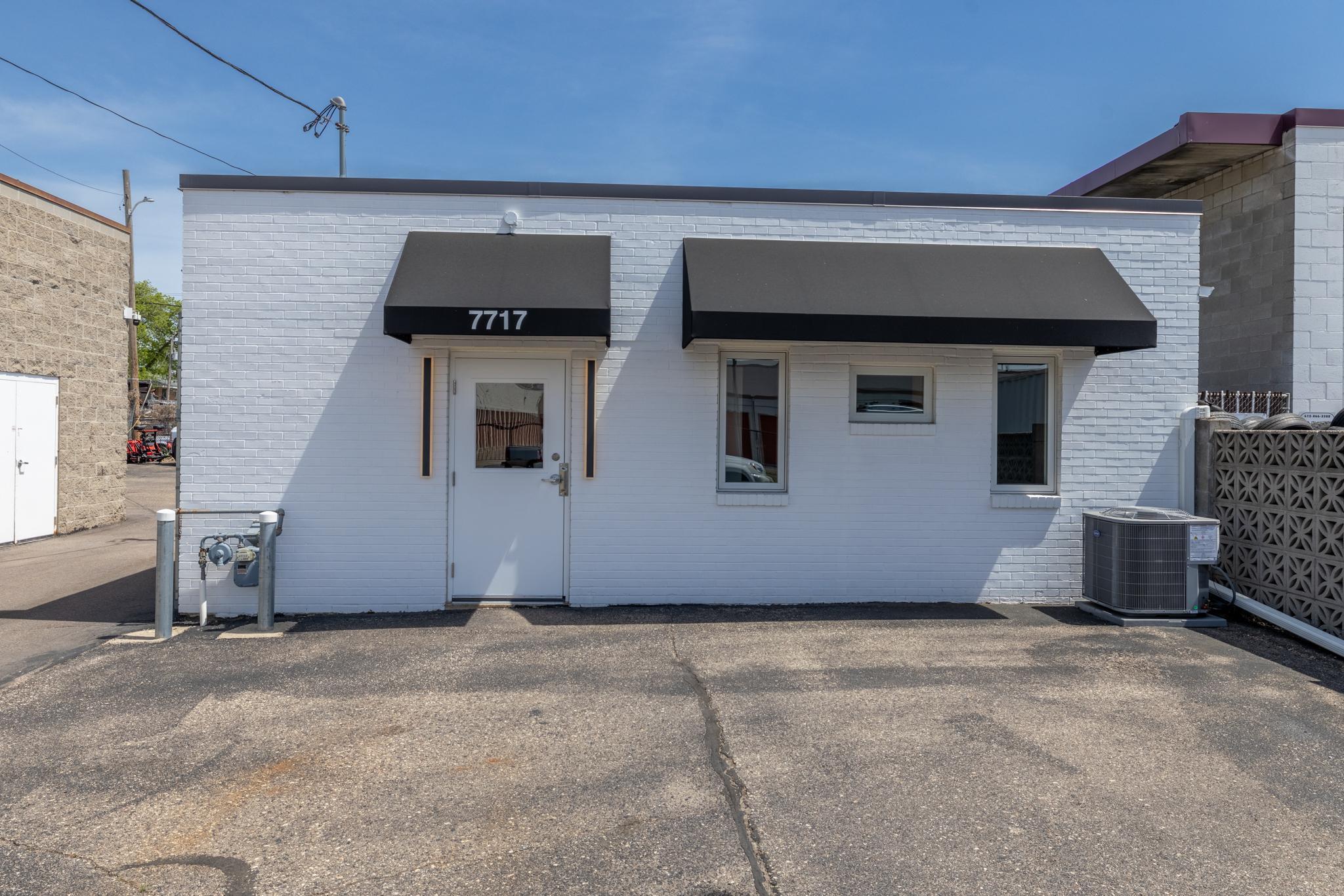 main property photo 13