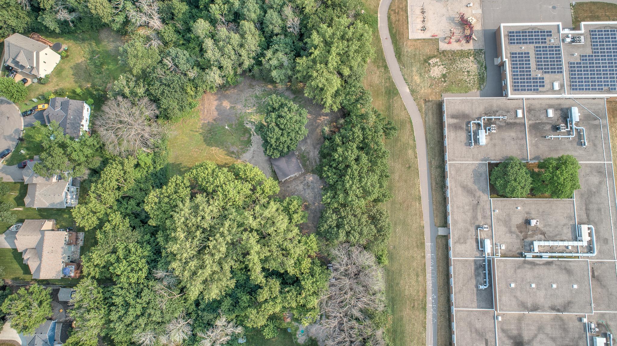 main property photo 13