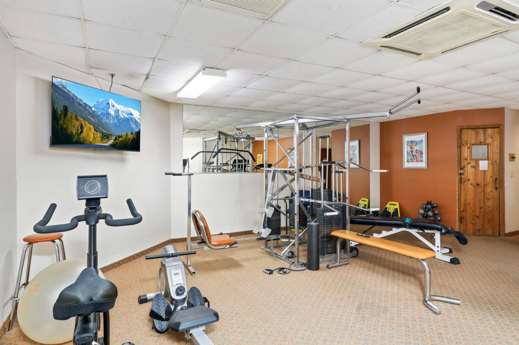 main property photo 21